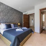 Fl6 Thelodge-2bed Terrace,garage By Homely מליאהה