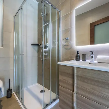 Fl6 Thelodge-2bed Terrace,garage By Homely Ferienhaus *