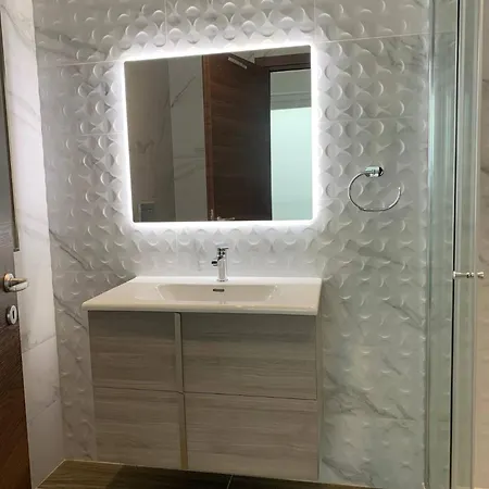 Fl6 Thelodge-2bed Terrace,garage By Homely בית נופש